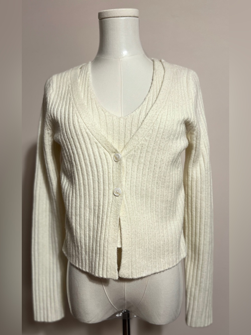 Song of Style Cream Ribbed V-Neck Button-Up Cardigan